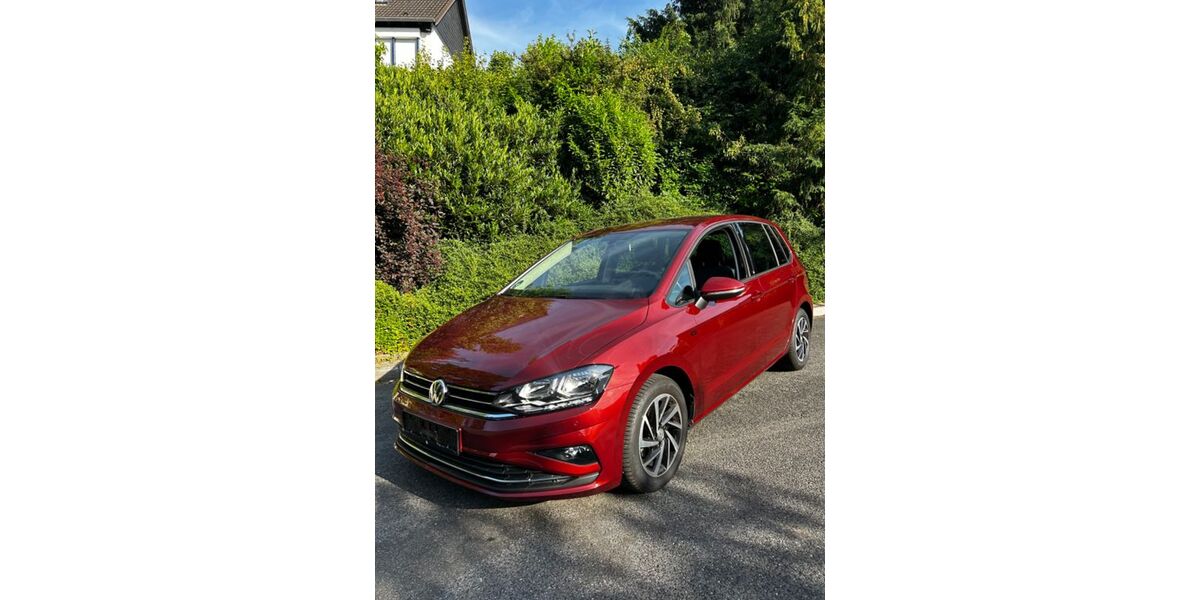 VW Golf Sportsvan 40.300 km 13.290 &euro; Velbert 42549