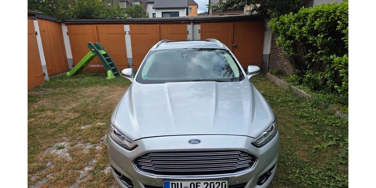 Ford Mondeo 72.000 km 16.599 &euro; Duisburg 47139