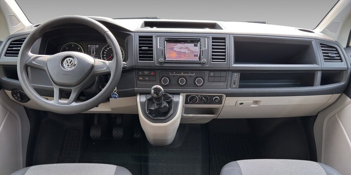 VW T6 Kombi 8 Sitze Klima Navi StdHz 1.Hd 98.747 km 22.900 &euro; Wuppertal 42327