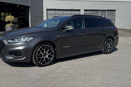 Ford Mondeo 79.064 km 17.775 &euro; Oberhausen 46149