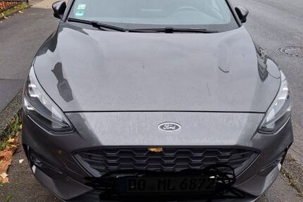 Ford Focus 41.000 km 17.500 € Dortmund 44359
