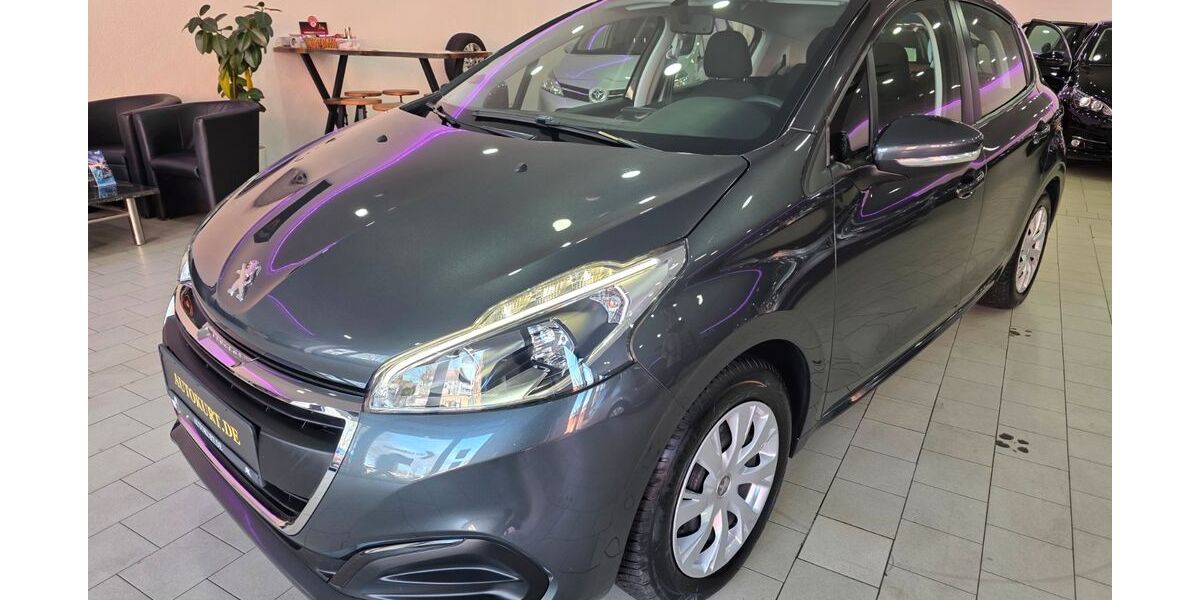 Peugeot 208 30.850 km 7.390 &euro; Recklinghausen 45661