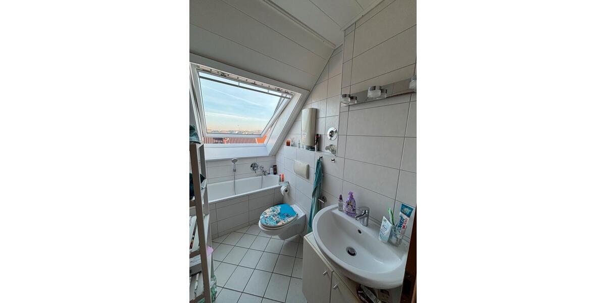 3-Zimmer Dachgeschoss Wohnung Duisburg Neudorf 3 zimmer