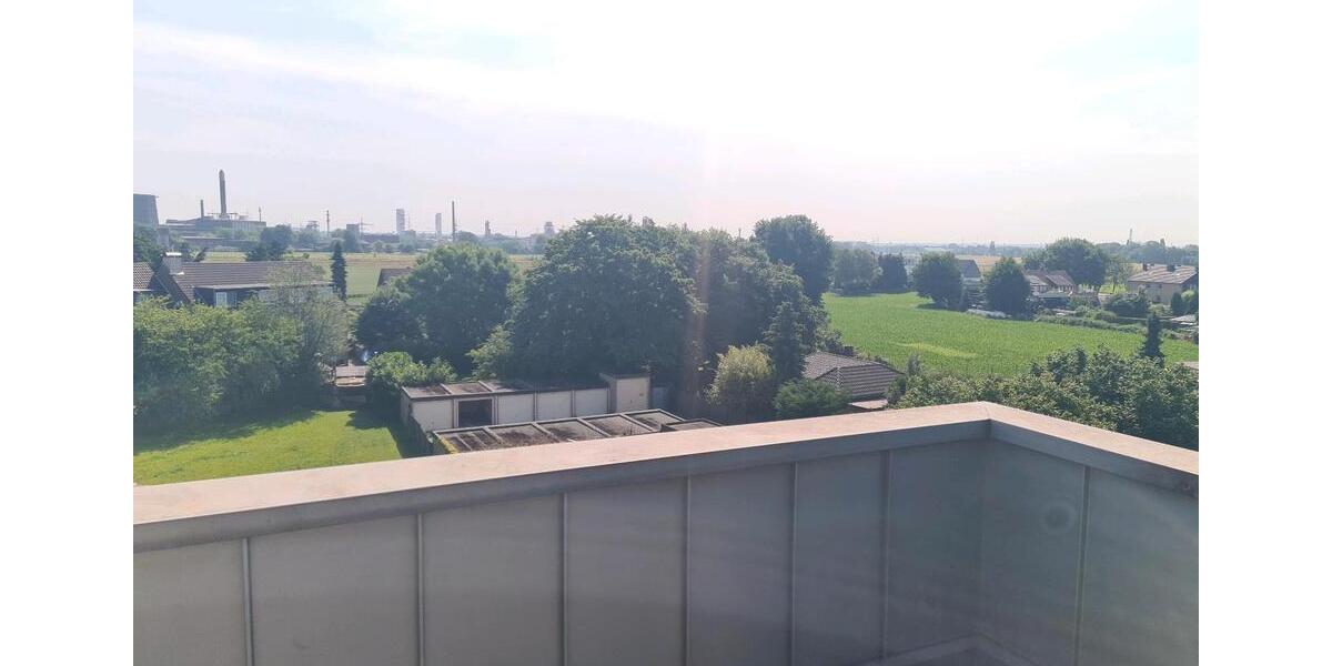 Dachgeschosswohnung mit Terasse 3 zimmer