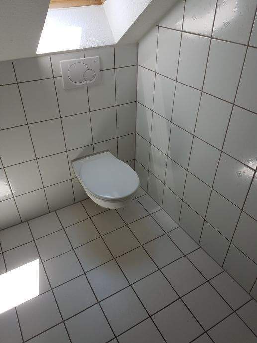 TOP!!! RENOVIERTES + TOP AUFGETEILTES + GROSSZÜGIGES DACHGESCHOSS APARTMENT in OBERHAUSEN - KLOSTERHARDT!!! 2 zimmer