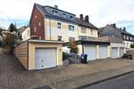 Modernisiertes 2-Familienhaus mit 3 Garagen und attr. Garten in guter und ruhiger Lage in Wetter 9 zimmer