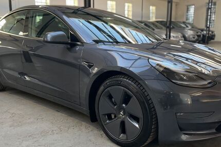 Tesla Model 3 103.000 km 23.870 &euro; Velbert 42551