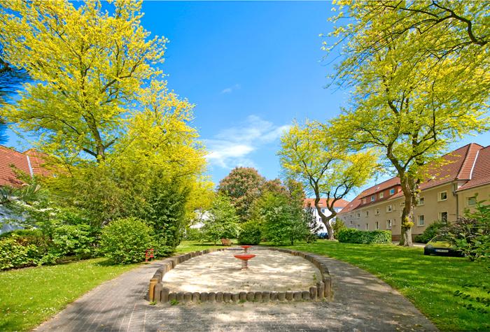 Wir renovieren für Sie! Tapete+Laminat 3 zimmer