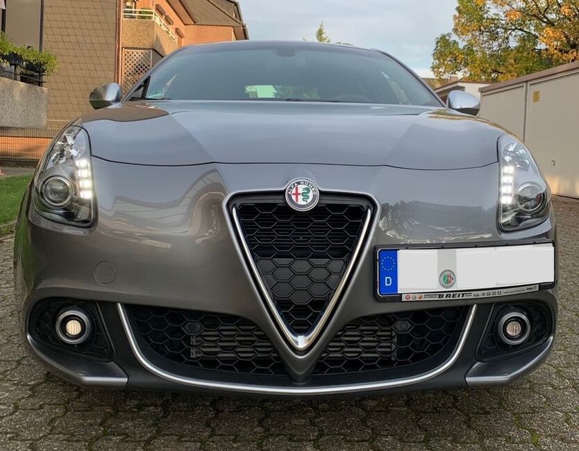 Alfa Romeo Giulietta 42.000 km 15.240 € Ratingen 40885