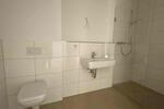 Erdgeschoßwohnung Essen Stadtbezirk VI - 1.5 Zimmer, 70 m&sup2;, 881&euro; | Angebot:26377385