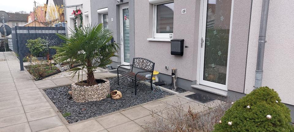 Reihenhaus Essen Stadtbezirk VI - 4.5 Zimmer, 106 m&sup2;, 360.000&euro; | Angebot:25179750