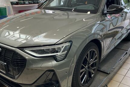 Audi e-tron 89.987 km 37.845 € Hagen 58091