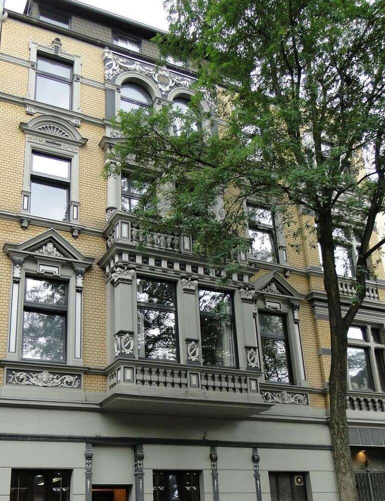 Gastronomie in Düsseldorf 699.900 € 280 m²