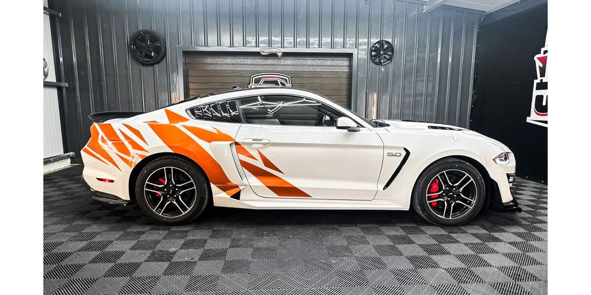 Ford Mustang 32.100 km 40.800 &euro; Bochum 44809