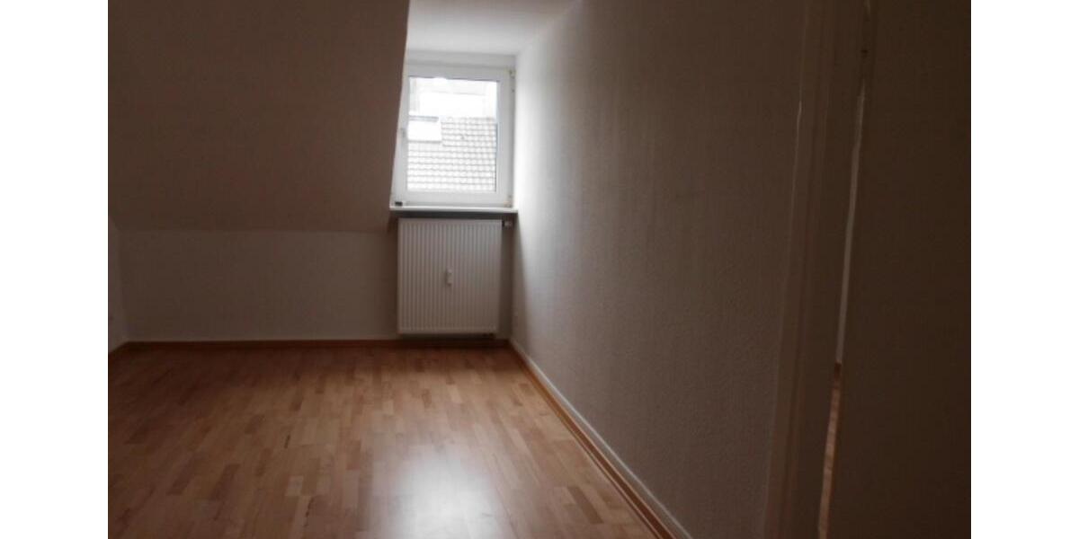 Dachgeschoßwohnung Wuppertal Brill - 4 Zimmer, 125 m&sup2;, 875&euro; | Angebot:25126965