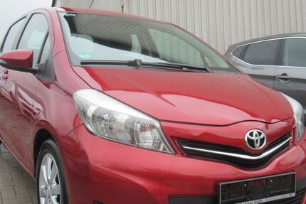 Toyota Yaris 128.597 km 6.750 &euro; Herne 44653