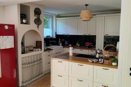 Haus Duisburg Rheinhausen - 12 Zimmer, 250 m&sup2;, 330.000&euro; | Angebot:26840108
