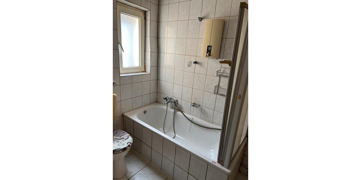 Etagenwohnung Bochum Günnigfeld - 3 Zimmer, 70 m&sup2;, 670&euro; | Angebot:26231923