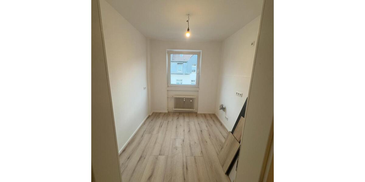 Etagenwohnung Bochum Günnigfeld - 2.5 Zimmer, 77 m&sup2;, 660&euro; | Angebot:26560432