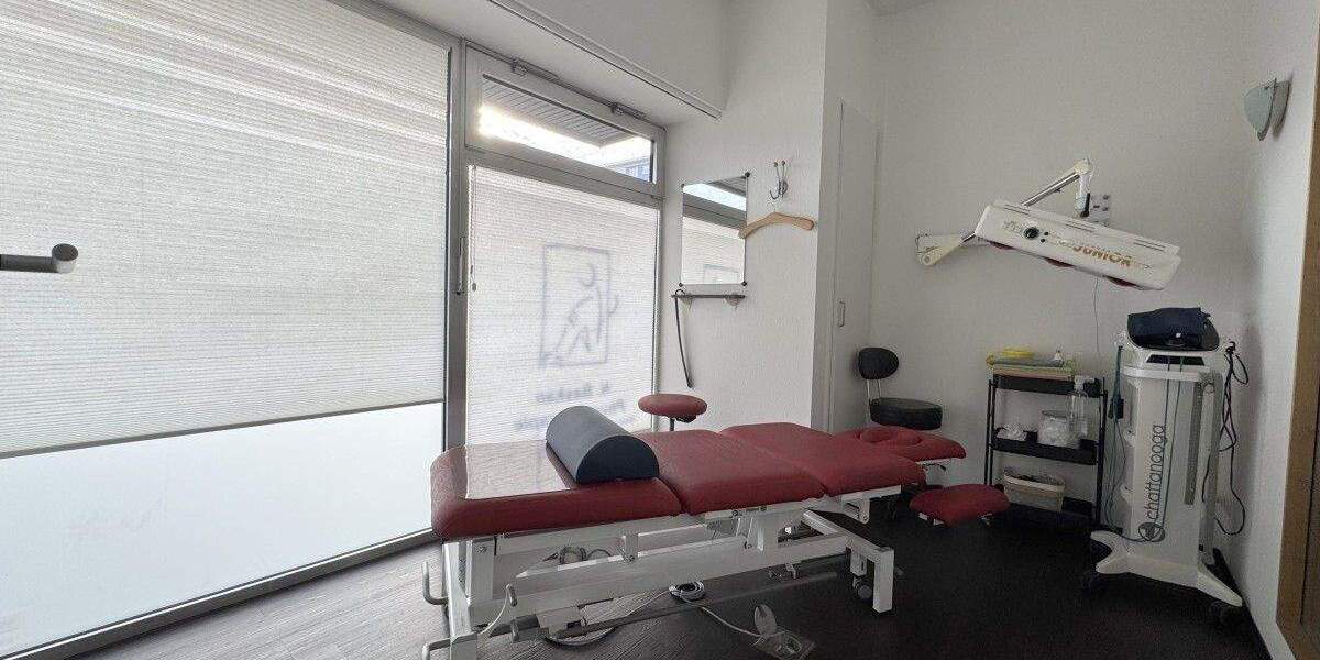 Repräsentative Gewerbeeinheit für Praxis, Büro oder Dienstleistung zimmer