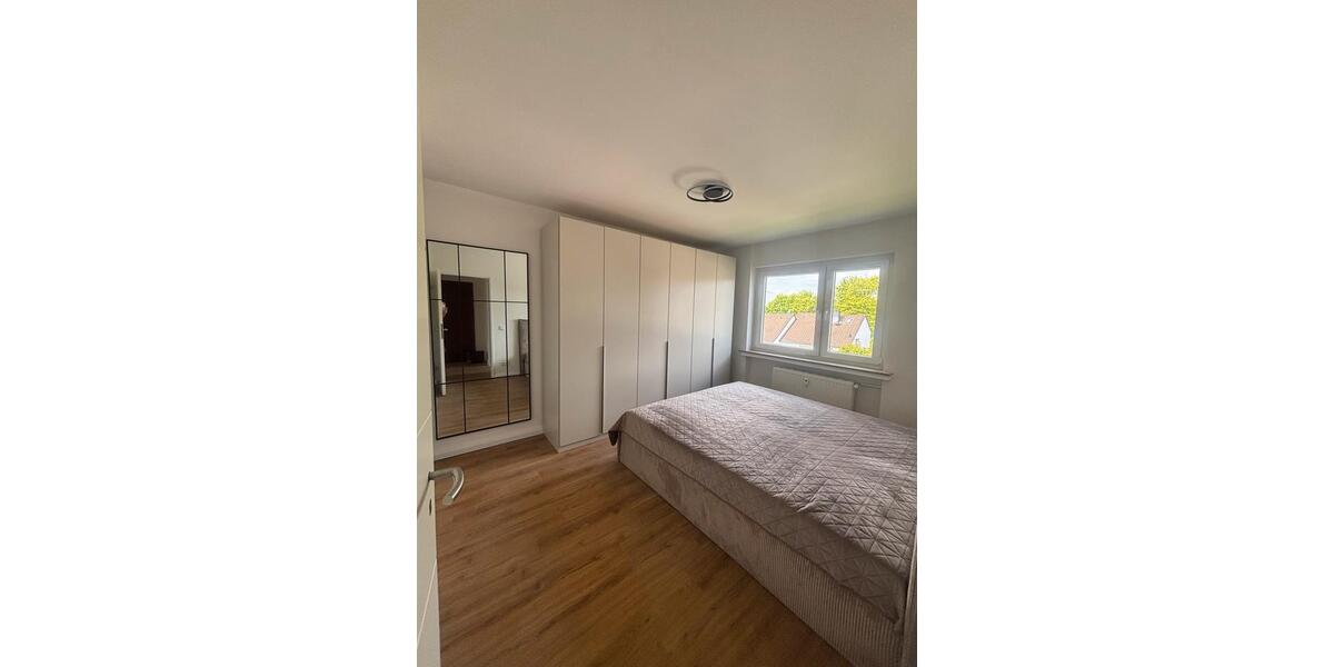 Etagenwohnung Ratingen Lintorf - 3 Zimmer, 76 m&sup2;, 1.550&euro; | Angebot:26216258