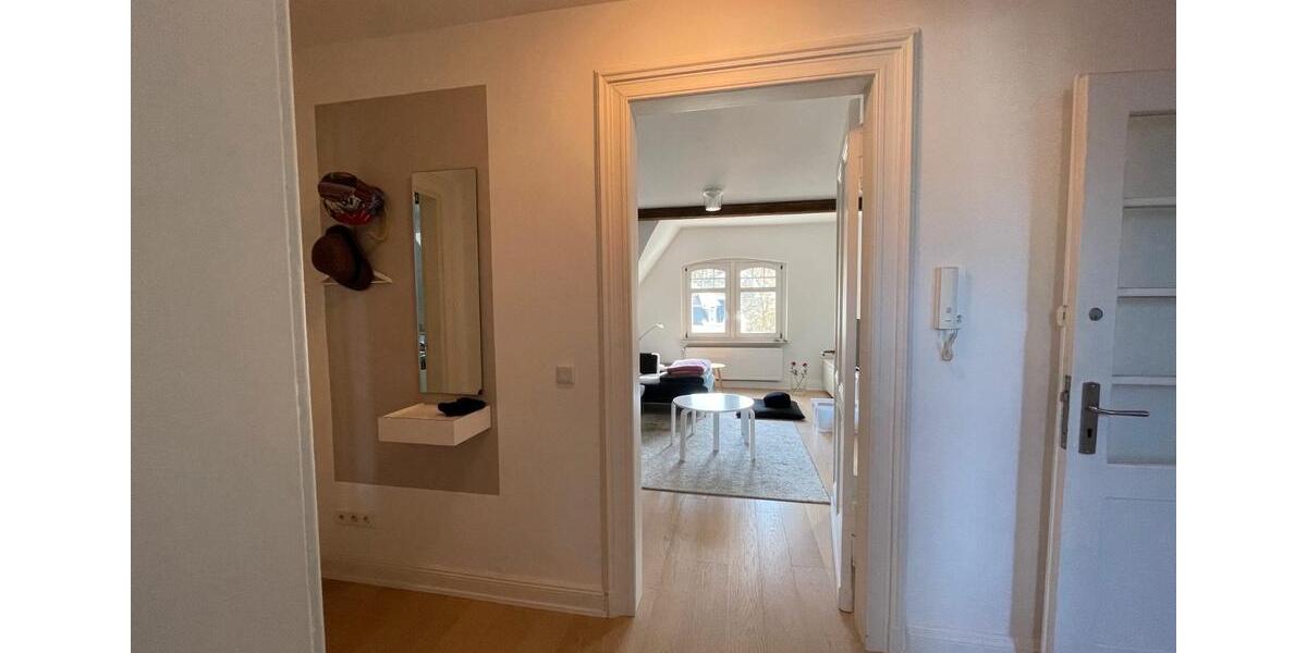 Dachgeschoßwohnung Wuppertal Arrenberg - 4.5 Zimmer, 115 m&sup2;, 1.150&euro; | Angebot:26227580