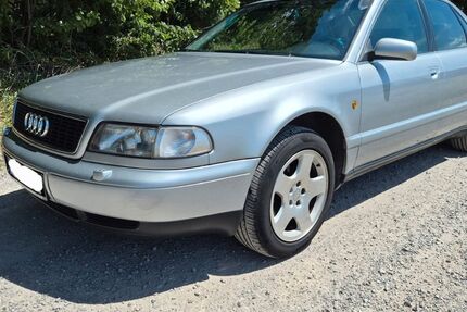 Audi A8 374.000 km 4.500 &euro; Dorsten 46284
