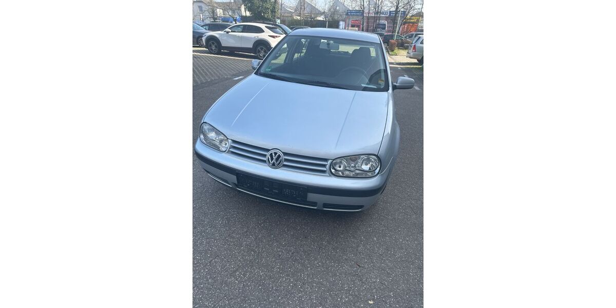 VW Golf 215.000 km 2.290 &euro; Ratingen 40880