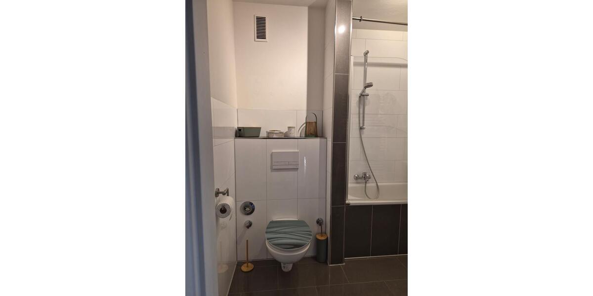 Etagenwohnung Velbert Pöthen - 3 Zimmer, 75 m&sup2;, 745&euro; | Angebot:26216251
