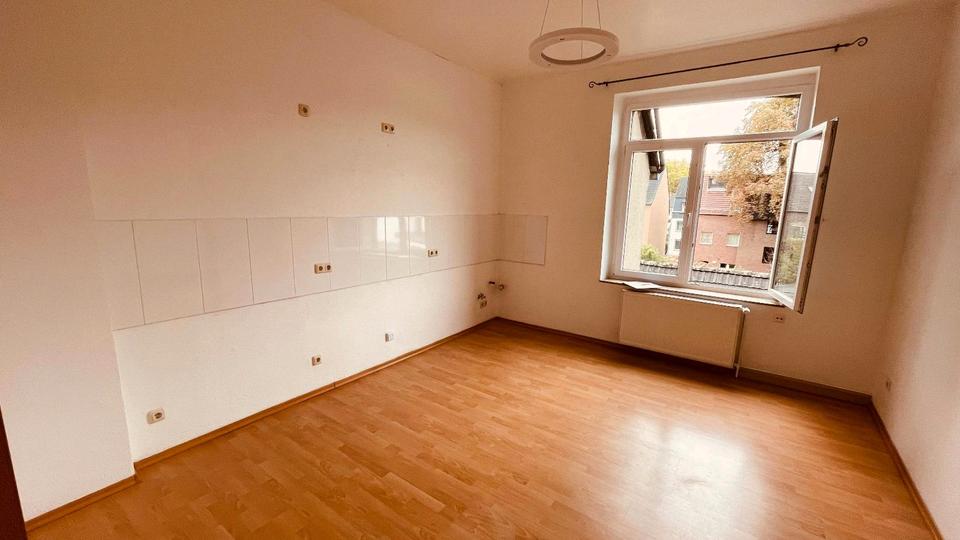 Etagenwohnung Gelsenkirchen Buer - 3 Zimmer, 88 m&sup2;, 660&euro; | Angebot:24565720