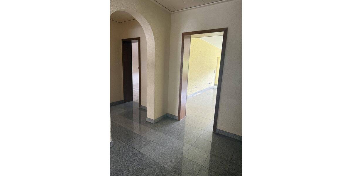 Etagenwohnung Oberhausen Schwarze Heide - 3 Zimmer, 98 m&sup2;, 900&euro; | Angebot:26865303