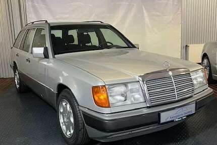 Mercedes-Benz 230 267.700 km 11.800 &euro; Duisburg 47269