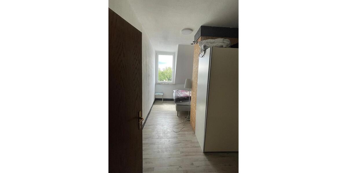 Mehrfamilienhaus, Wohnhaus Duisburg Laar - 2.5 Zimmer, 72 m&sup2;, 120.000&euro; | Angebot:27048367