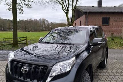 Toyota Land Cruiser 288.000 km 26.490 &euro; Voerde 46562