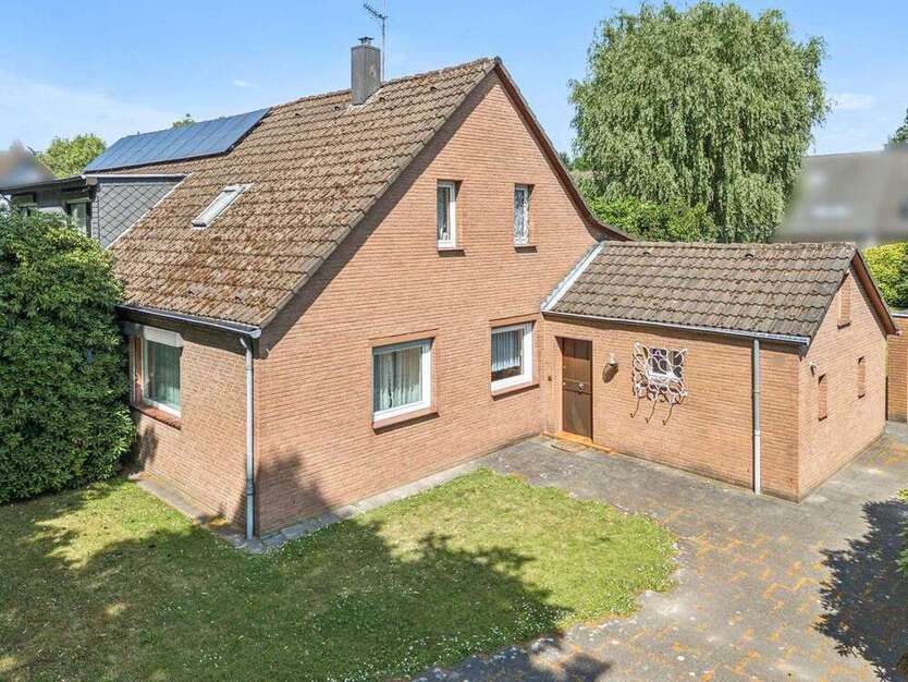Haus zum Kaufen in Düsseldorf 549.000 € 120 m²