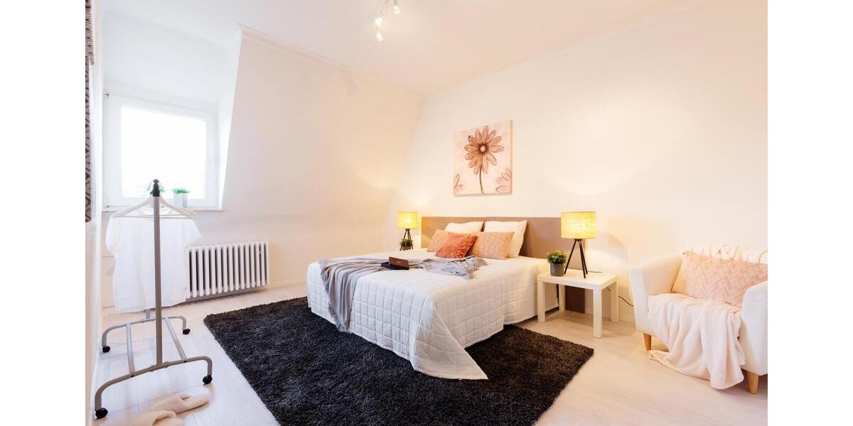 Charmante 2-Zimmer Dachgeschosswohnung in Duisburg-Laar 3 zimmer