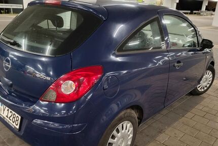 Opel Corsa 193.800 km 1.299 &euro; Duisburg 47139
