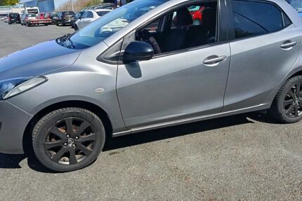 Mazda 2 176.000 km 4.490 &euro; Recklinghausen 45659