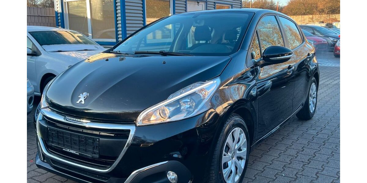 Peugeot 208 88.000 km 6.999 &euro; Essen 45356