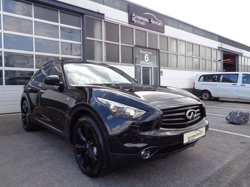 QX70