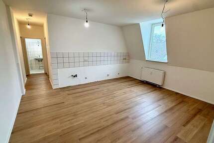 Wohnung Wuppertal Gemarkung Langerfeld - 3 Zimmer, 84 m&sup2;, 680&euro; | Angebot:26950479