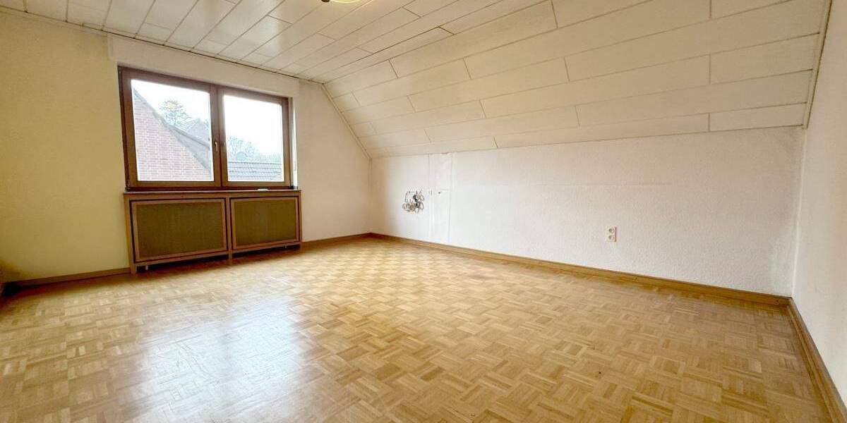 Mehrfamilienhaus, Wohnhaus Oberhausen Sterkrade-Nord - 9 Zimmer, 254 m&sup2;, 759.000&euro; | Angebot:25319533