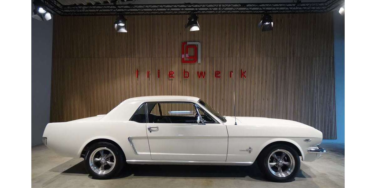 Ford Mustang 27.900 km 37.941 &euro; Duisburg 47228