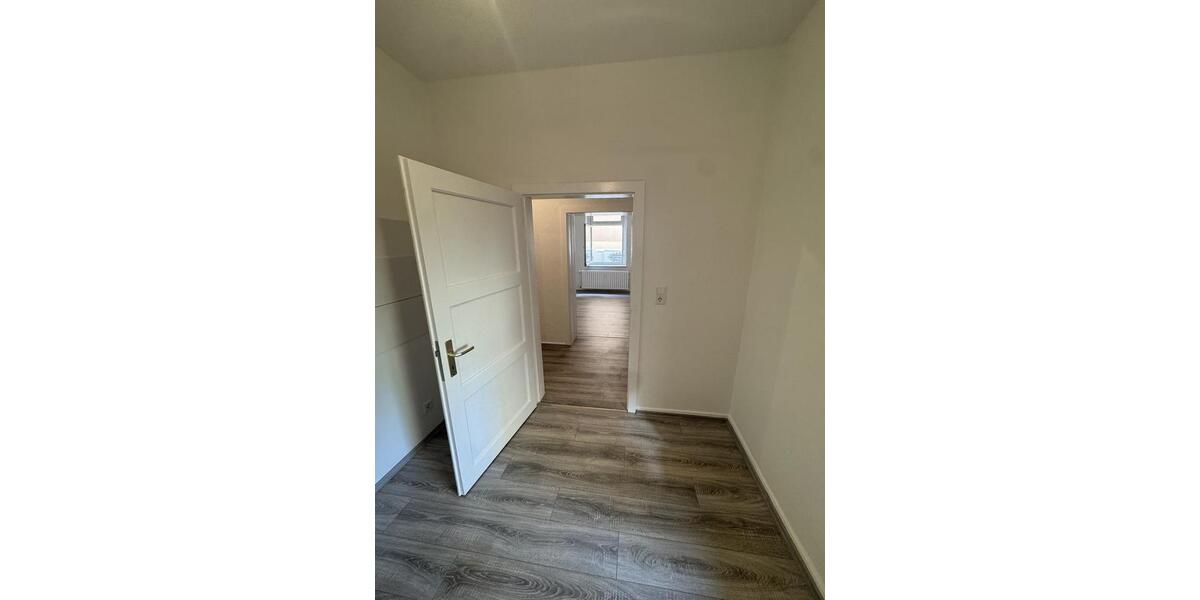 Erdgeschoßwohnung Duisburg Mittelmeiderich - 3 Zimmer, 54 m&sup2;, 409&euro; | Angebot:26255957
