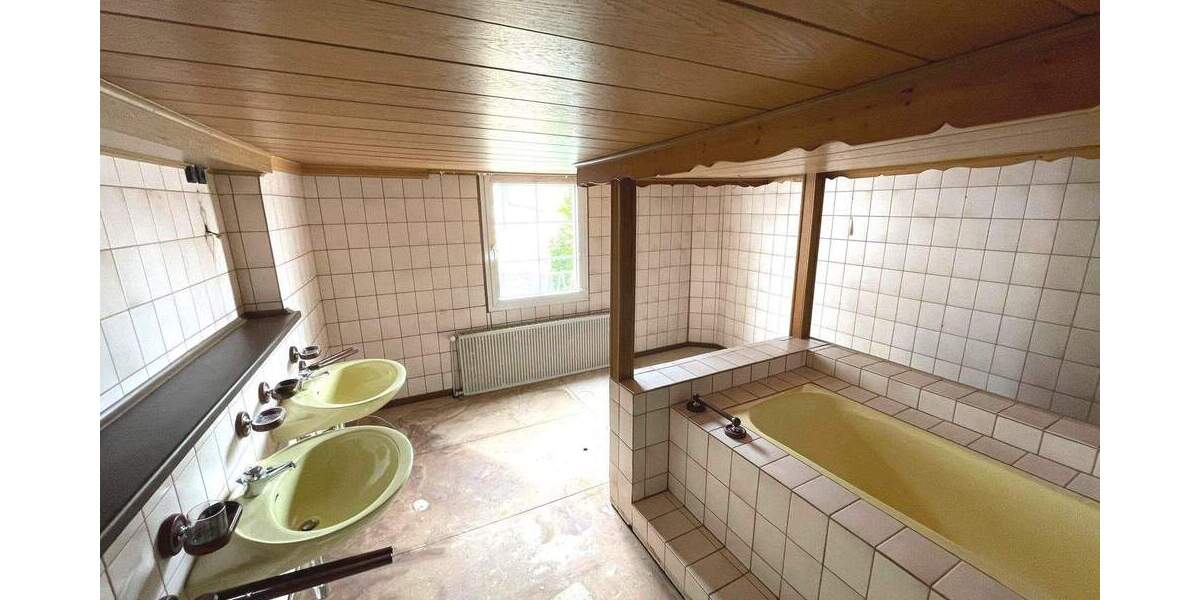 Mehrfamilienhaus, Wohnhaus Sprockhövel Niedersprockhövel - 5 Zimmer, 135 m&sup2;, 298.500&euro; | Angebot:25770860