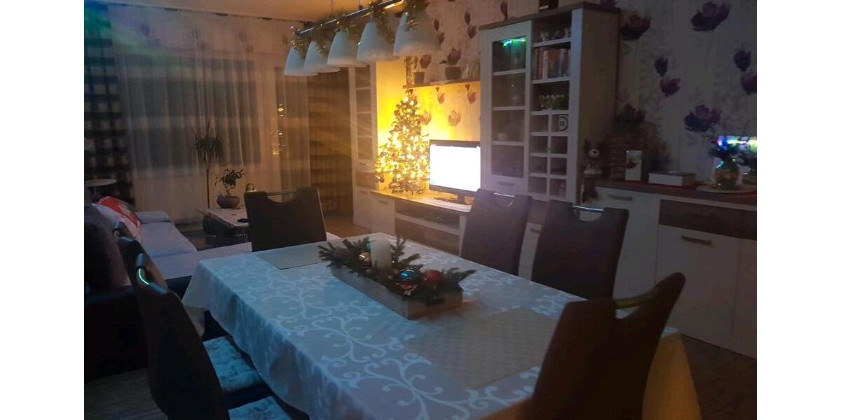 Etagenwohnung Essen Stadtbezirk VI - 3 Zimmer, 81 m&sup2;, 740&euro; | Angebot:26374060