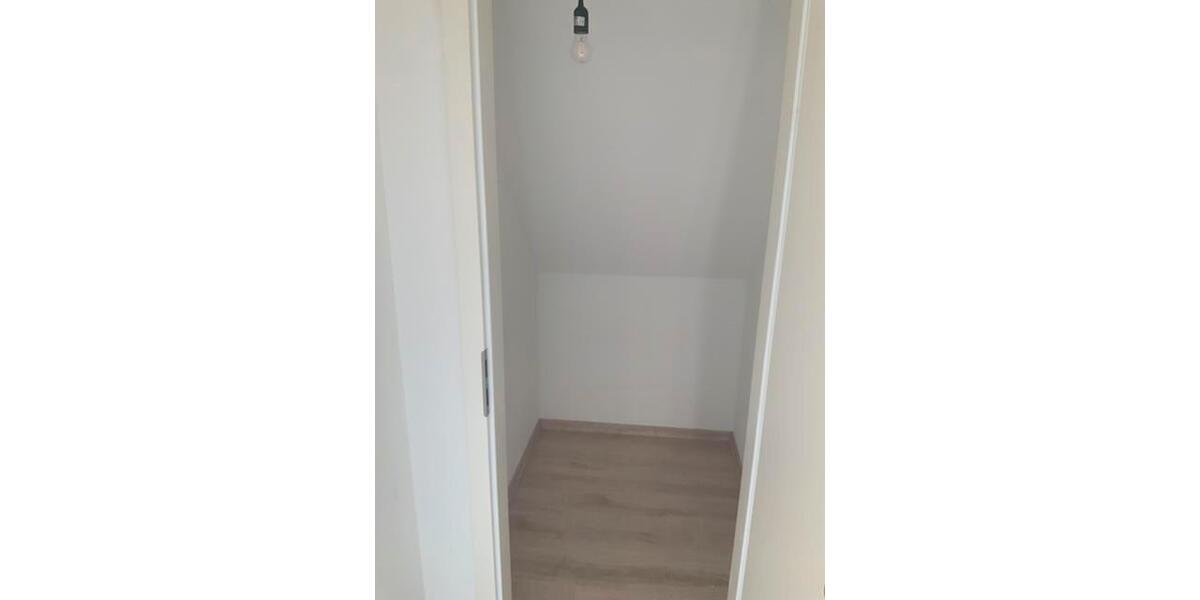 Dachgeschoßwohnung Herne Wanne - 2 Zimmer, 65 m&sup2;, 399&euro; | Angebot:25784507
