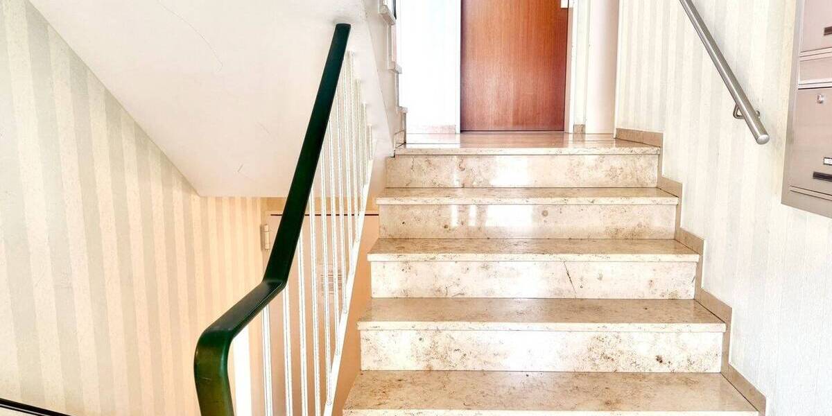 Das was Singles oder Paare schon immer suchen*hell*viel Platz*Balkon*Garage on top 2 zimmer