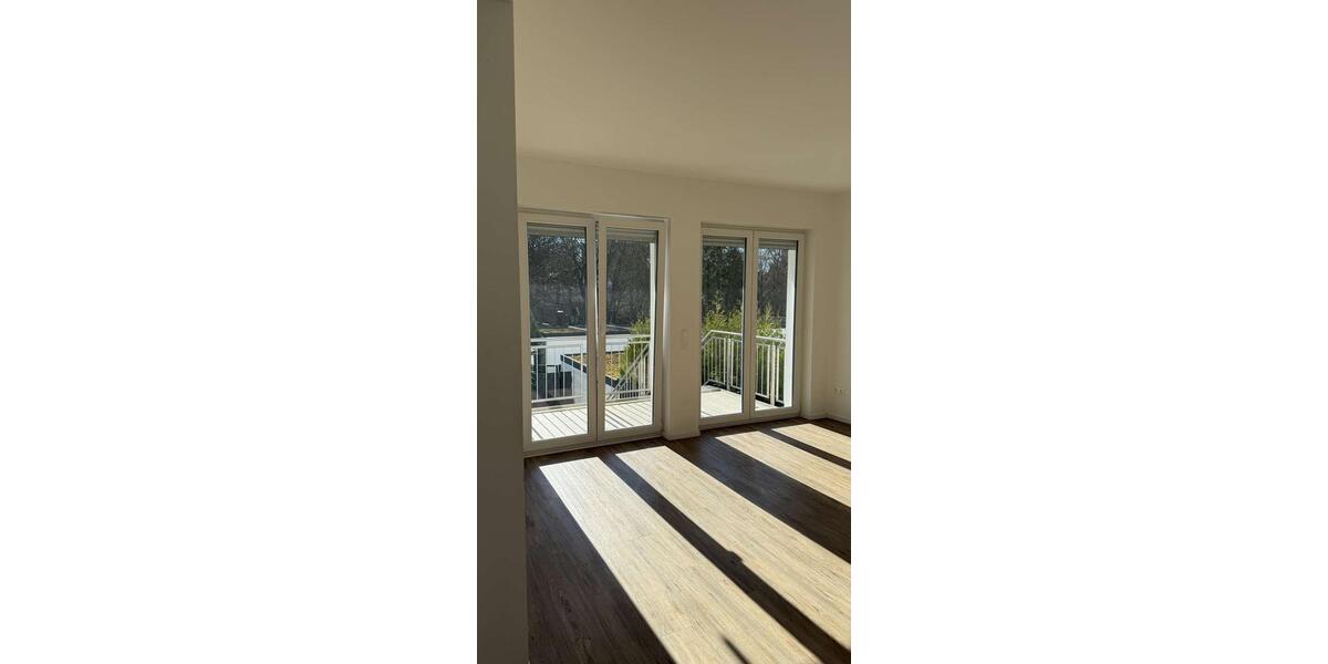 Etagenwohnung Duisburg Huckingen - 4 Zimmer, 118 m&sup2;, 1.650&euro; | Angebot:26276368