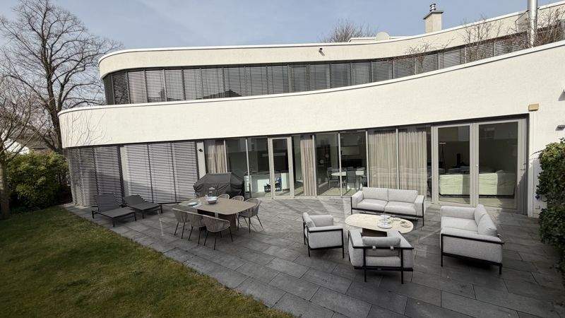 Etagenwohnung Essen Bredeney - 5 Zimmer, 190 m&sup2;, 2.700&euro; | Angebot:25428573